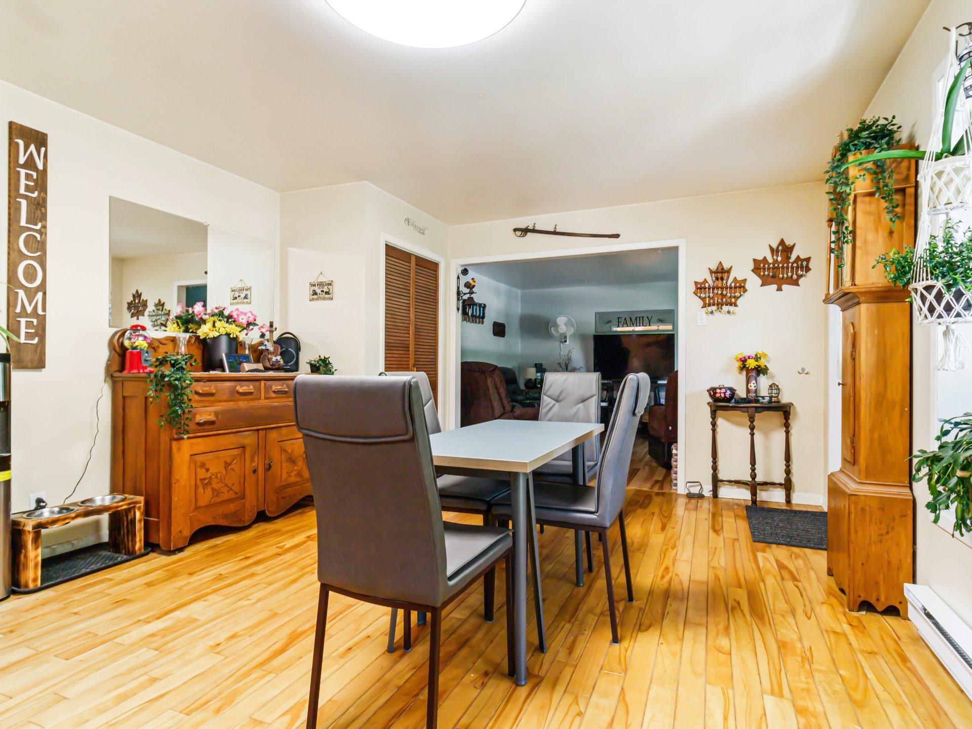 









2


Rue des Saphirs

,
Brownsburg-Chatham,




QC
J8G1J8

