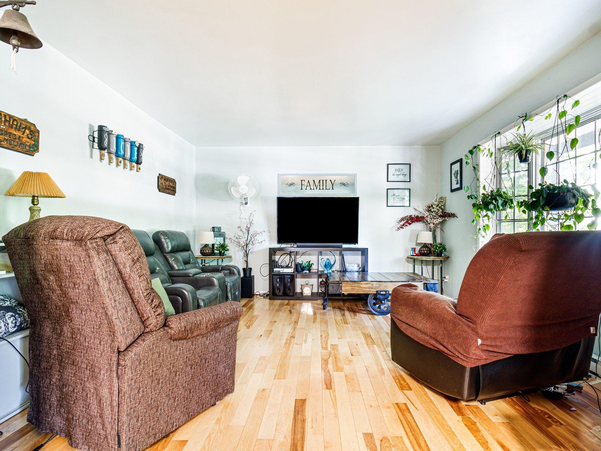 









2


Rue des Saphirs

,
Brownsburg-Chatham,




QC
J8G1J8

