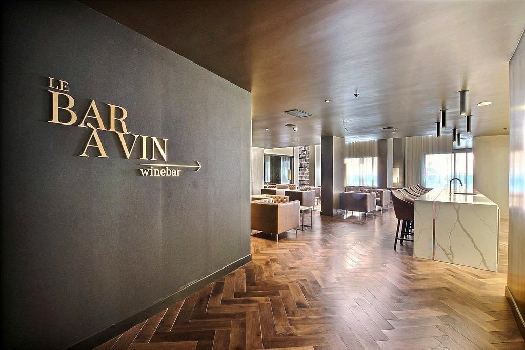 









1188


Rue St-Antoine O.

, 3301,
Montréal (Ville-Marie),




QC
H3B0E5

