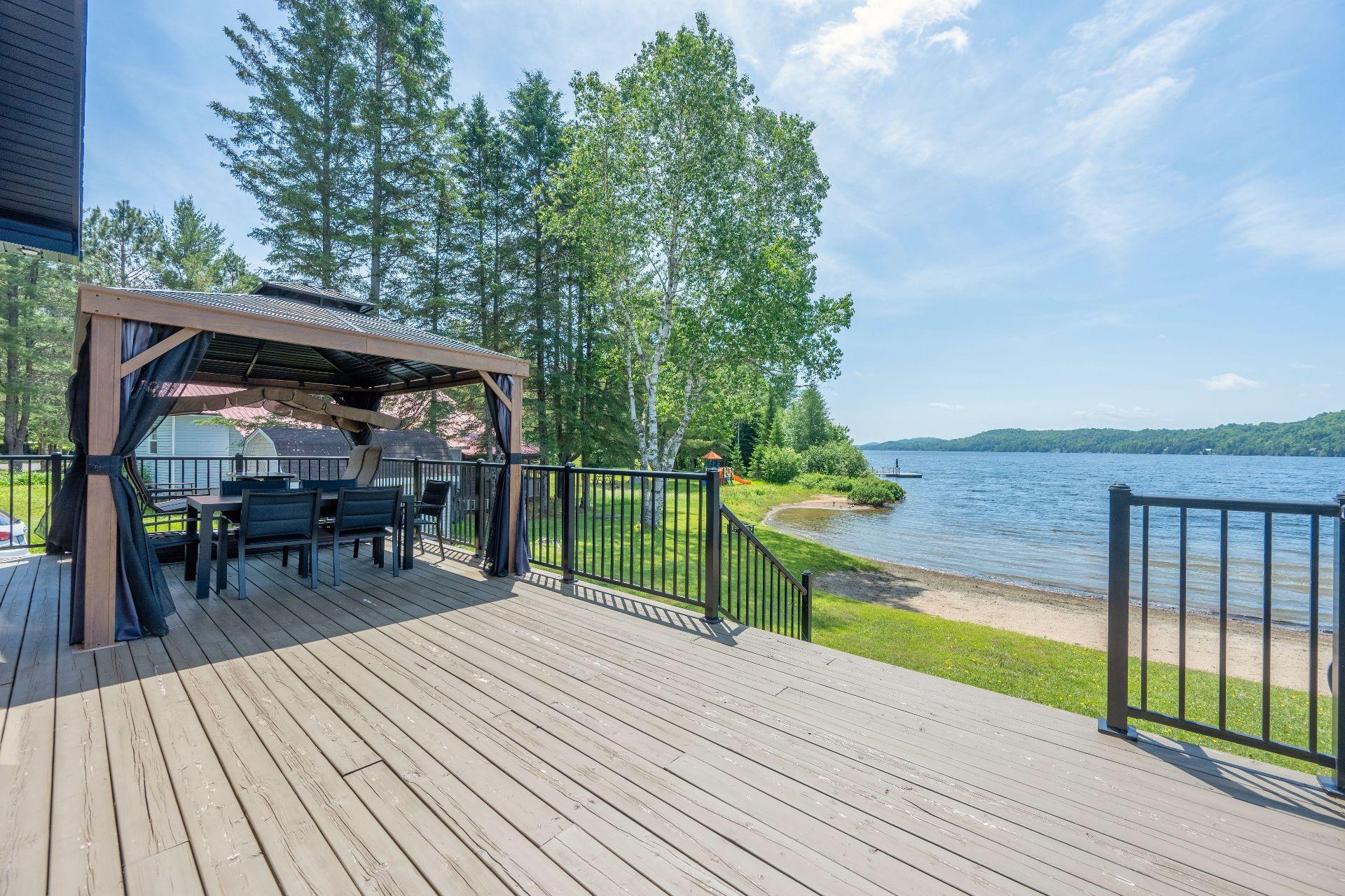 









2146


Ch. du Tour-du-Lac

,
Lac-des-Plages,




QC
J0T1K0

