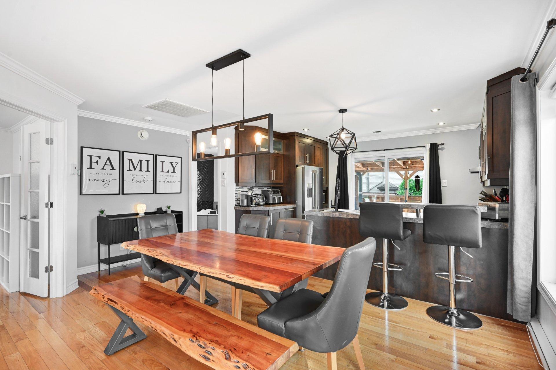 









475


Rue des Orioles

,
Saint-Amable,




QC
J0L1N0

