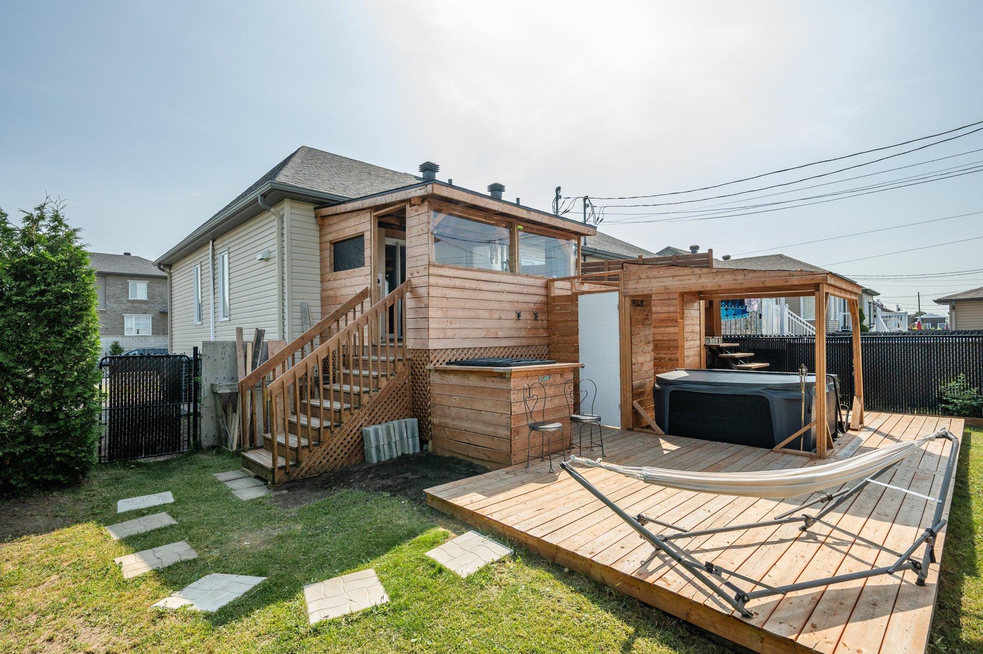 









475


Rue des Orioles

,
Saint-Amable,




QC
J0L1N0

