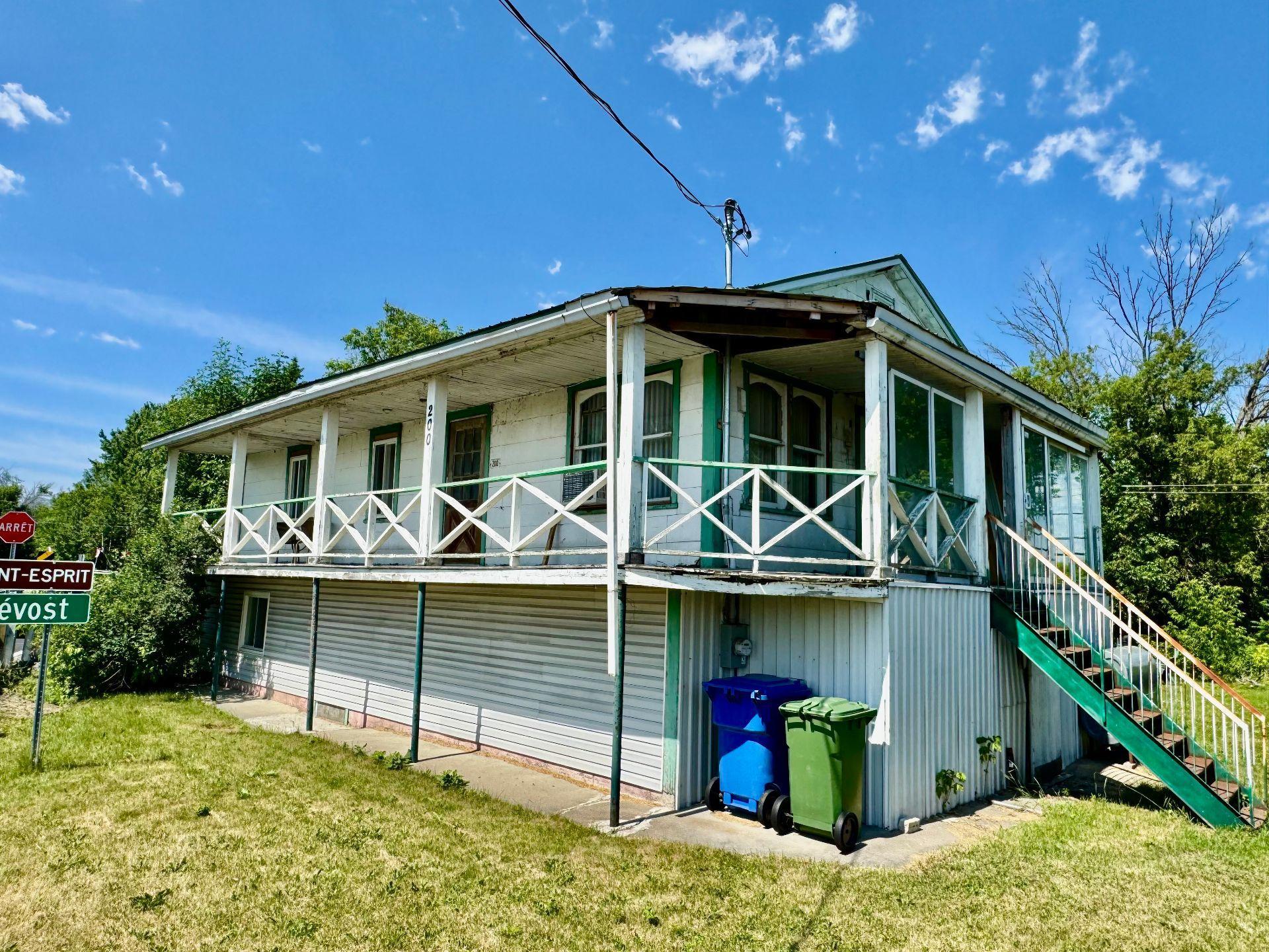 









200


Rg St-Esprit

,
L'Épiphanie,




QC
J5X2M2

