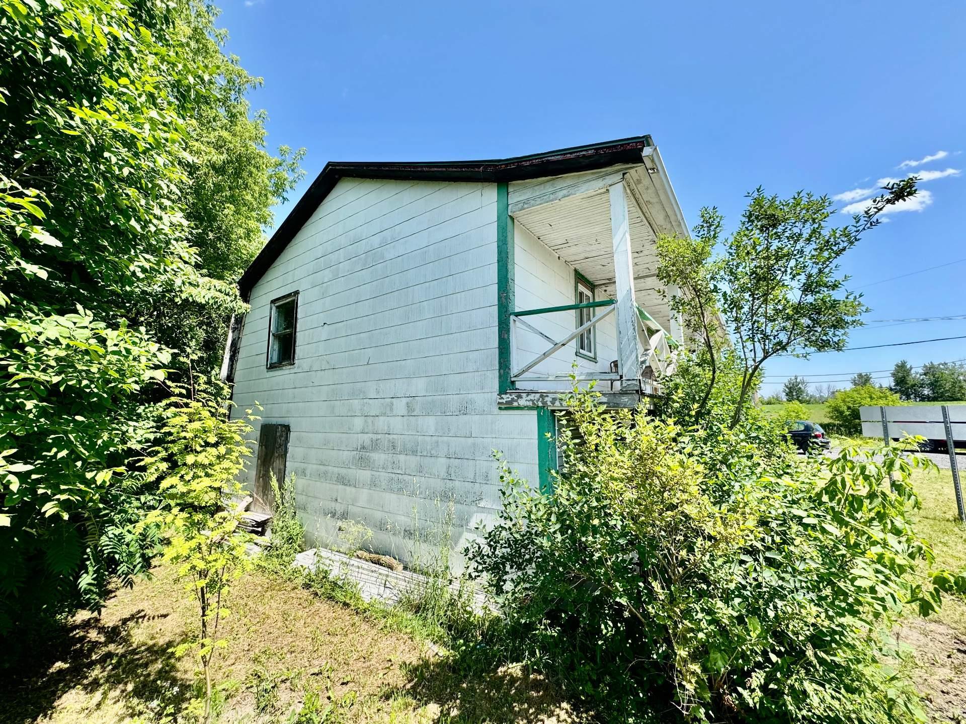 









200


Rg St-Esprit

,
L'Épiphanie,




QC
J5X2M2

