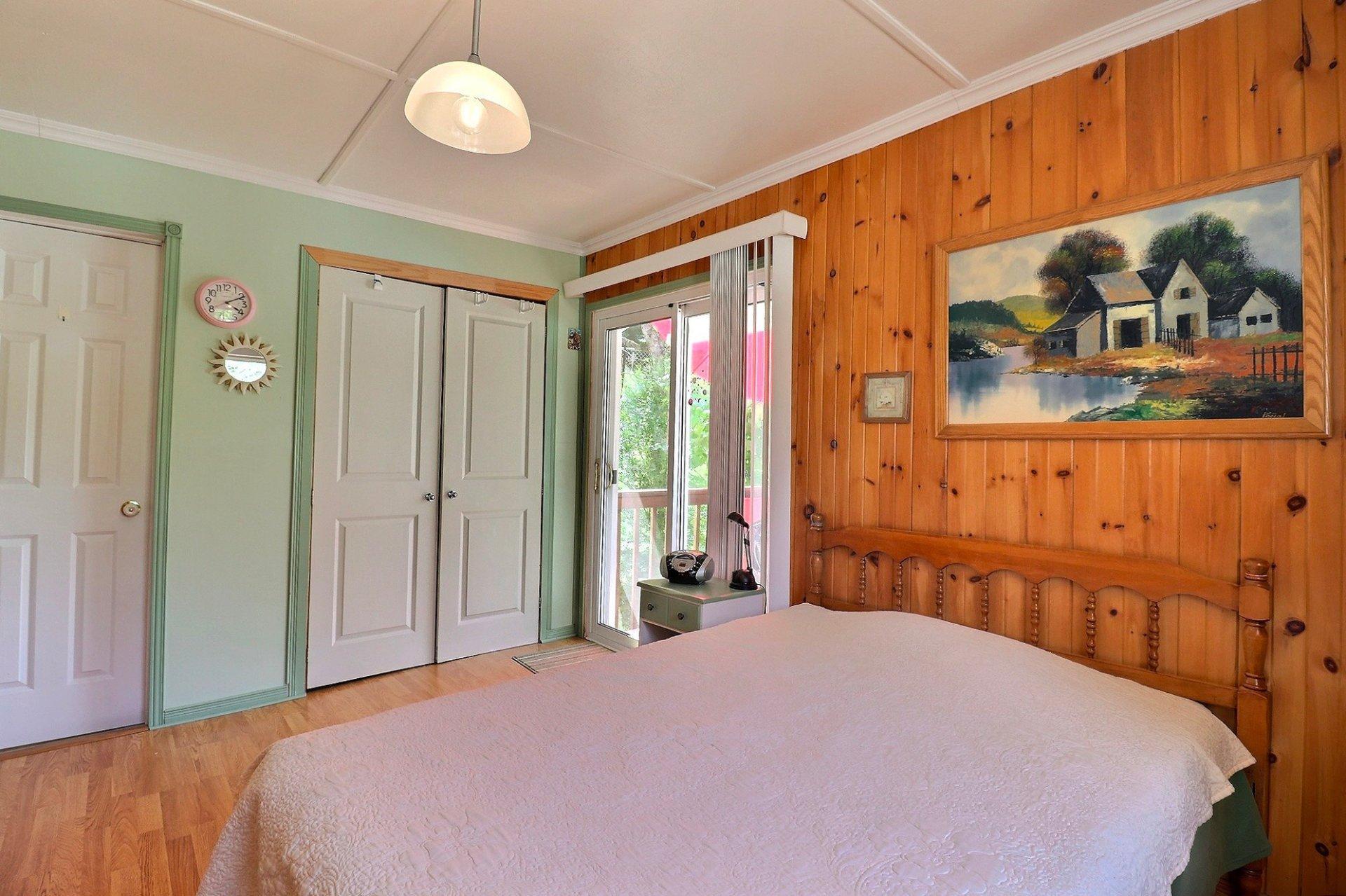 









240


Ch. de Blue Sea

,
Gracefield,




QC
J0X1X0

