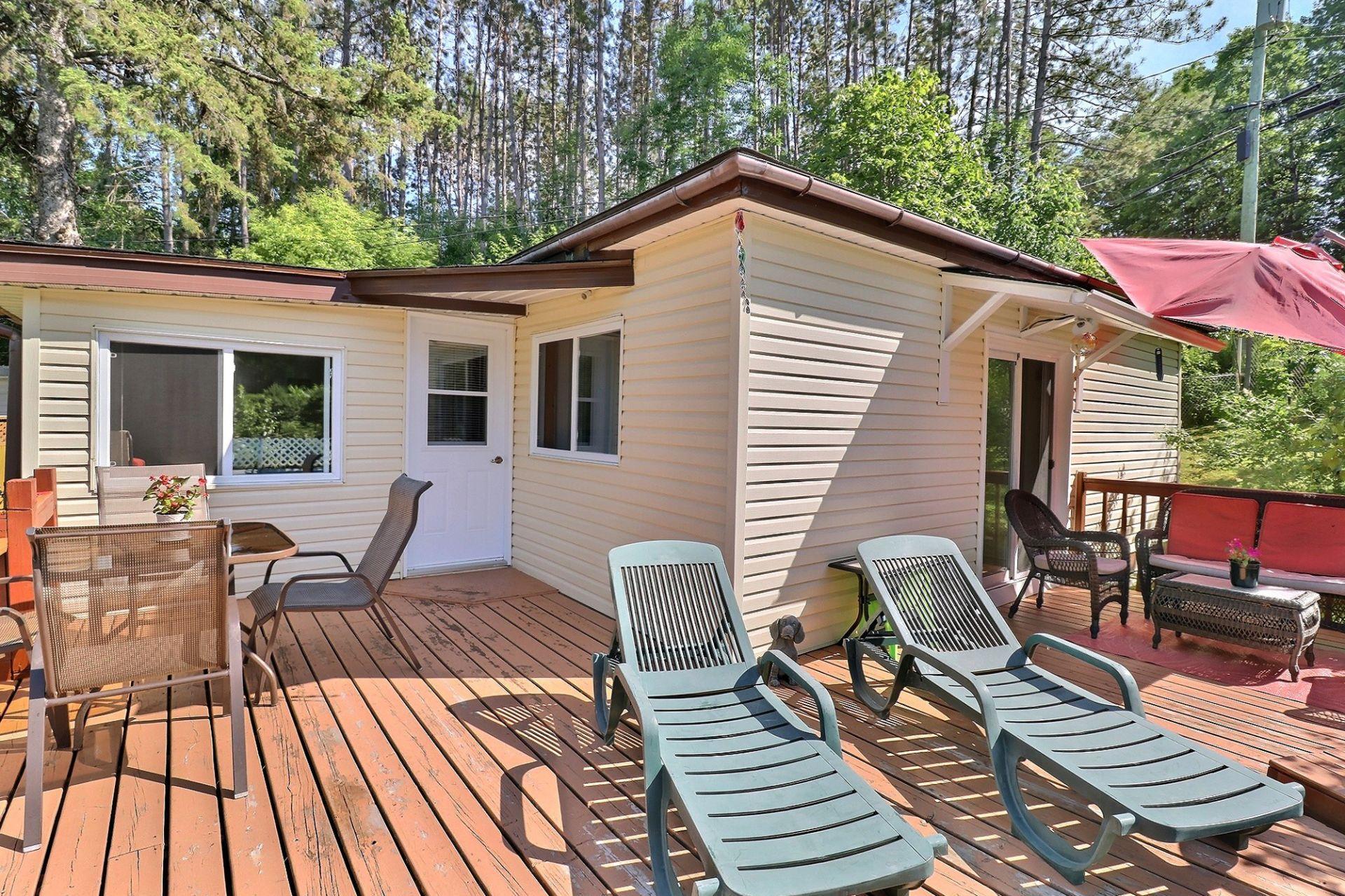 









240


Ch. de Blue Sea

,
Gracefield,




QC
J0X1X0

