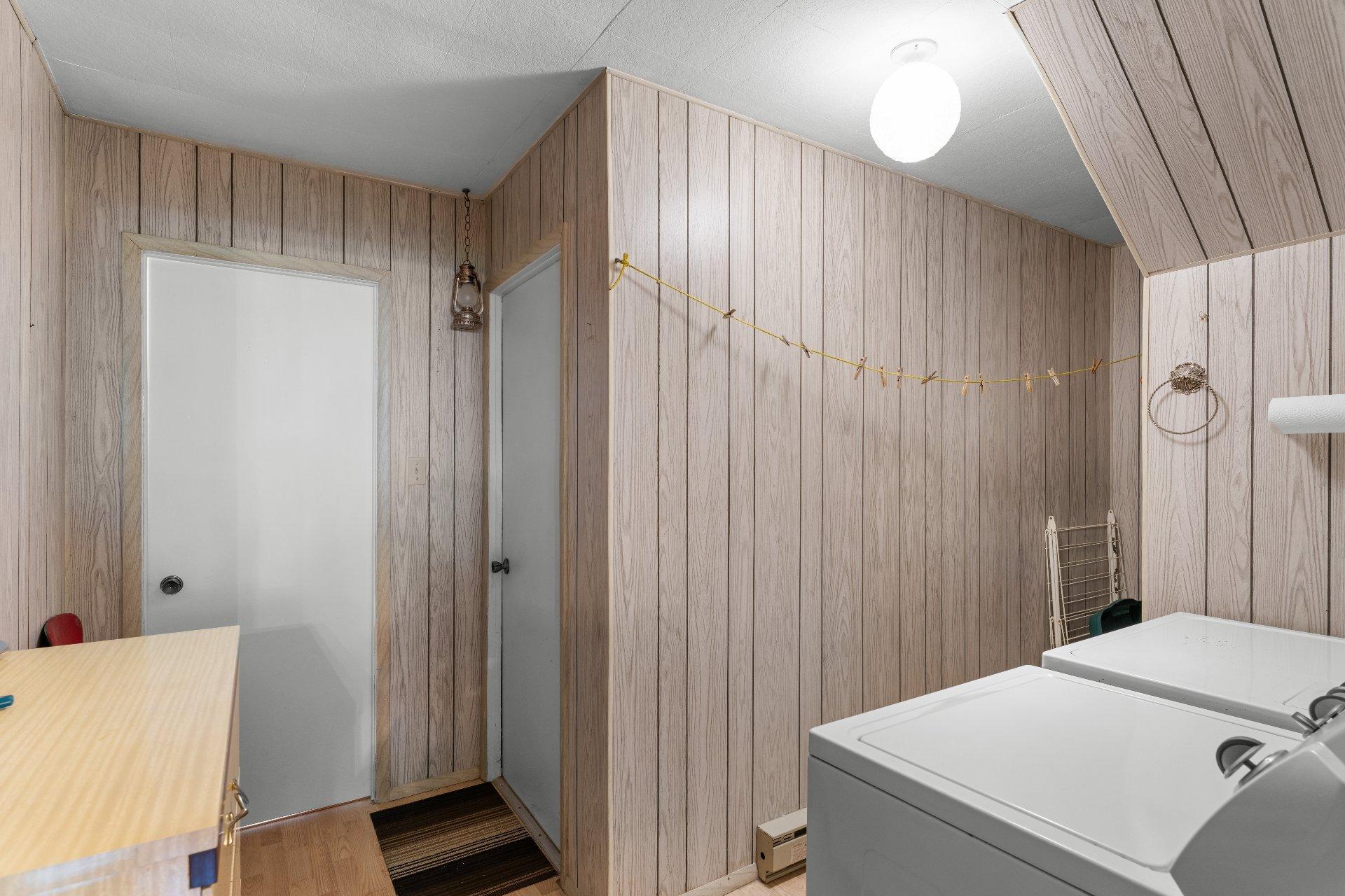 









4318


Rue Martin

,
Sherbrooke (Brompton/Rock Forest/Saint-Élie/Deauville),




QC
J1N1S9

