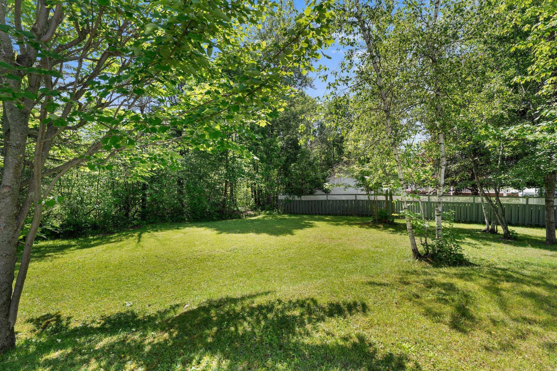 









4318


Rue Martin

,
Sherbrooke (Brompton/Rock Forest/Saint-Élie/Deauville),




QC
J1N1S9

