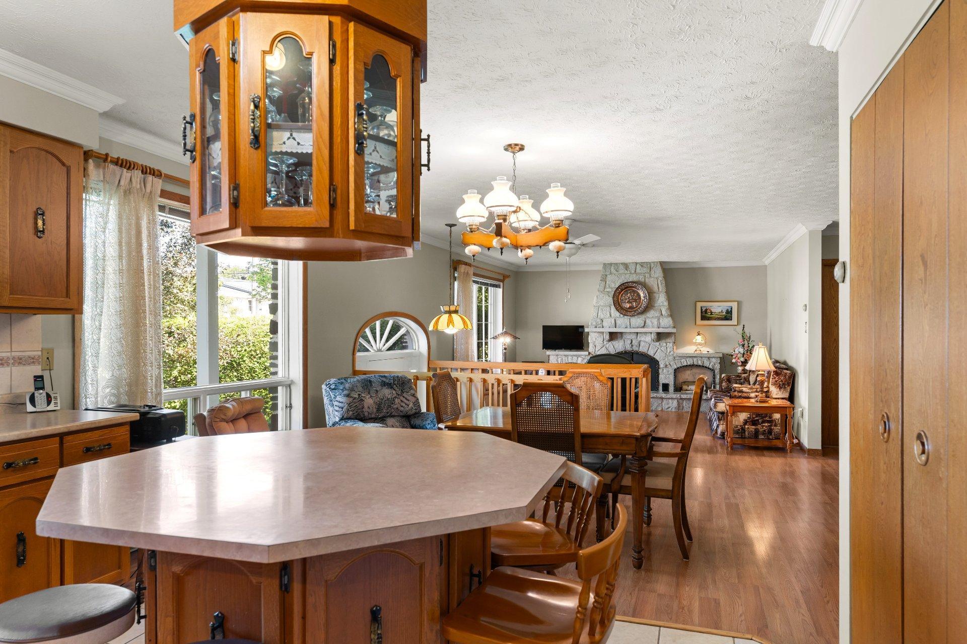 









4318


Rue Martin

,
Sherbrooke (Brompton/Rock Forest/Saint-Élie/Deauville),




QC
J1N1S9

