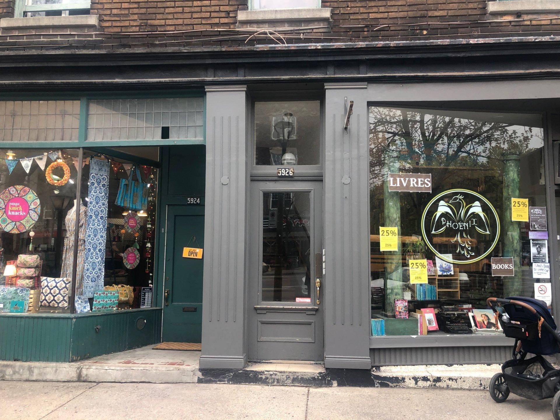 









5924

 - 5928


Rue Sherbrooke O.

,
Montréal (Côte-des-Neiges/Notre-Dame-de-Grâce),




QC
H4A1X7

