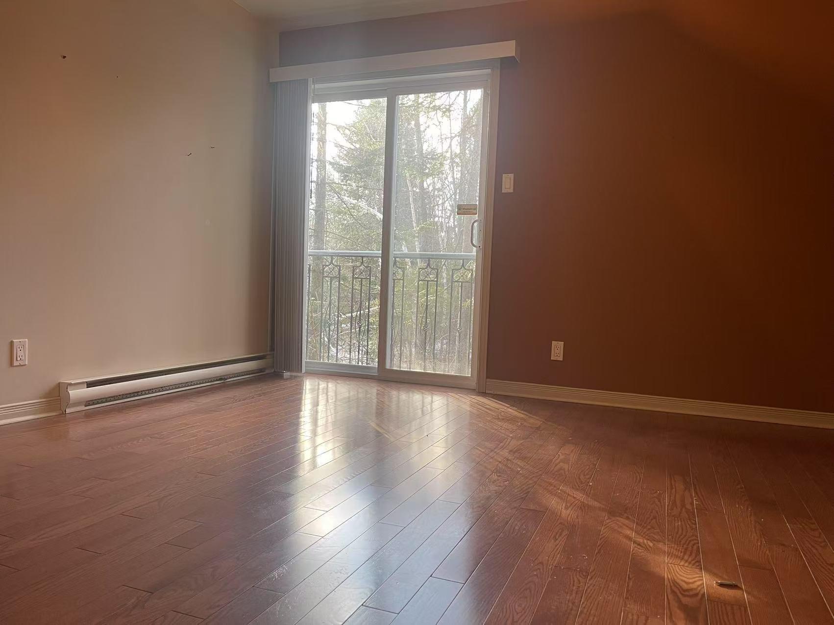 









860B


Ch. Avila

,
Piedmont,




QC
J0R1R3


