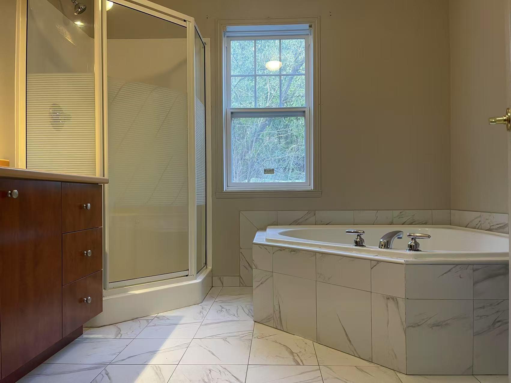 









860B


Ch. Avila

,
Piedmont,




QC
J0R1R3

