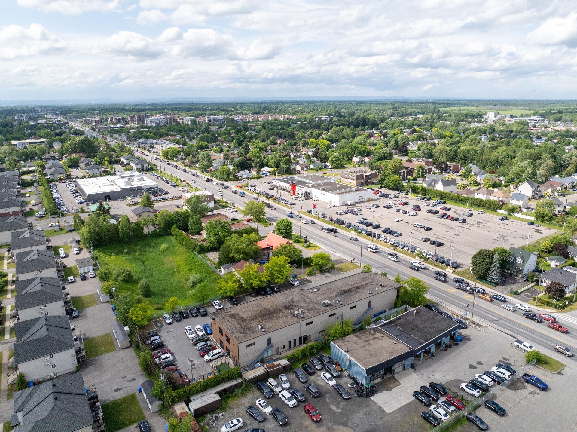 









Z


Boul. du Curé-Labelle

,
Blainville,




QC
J7C2J5

