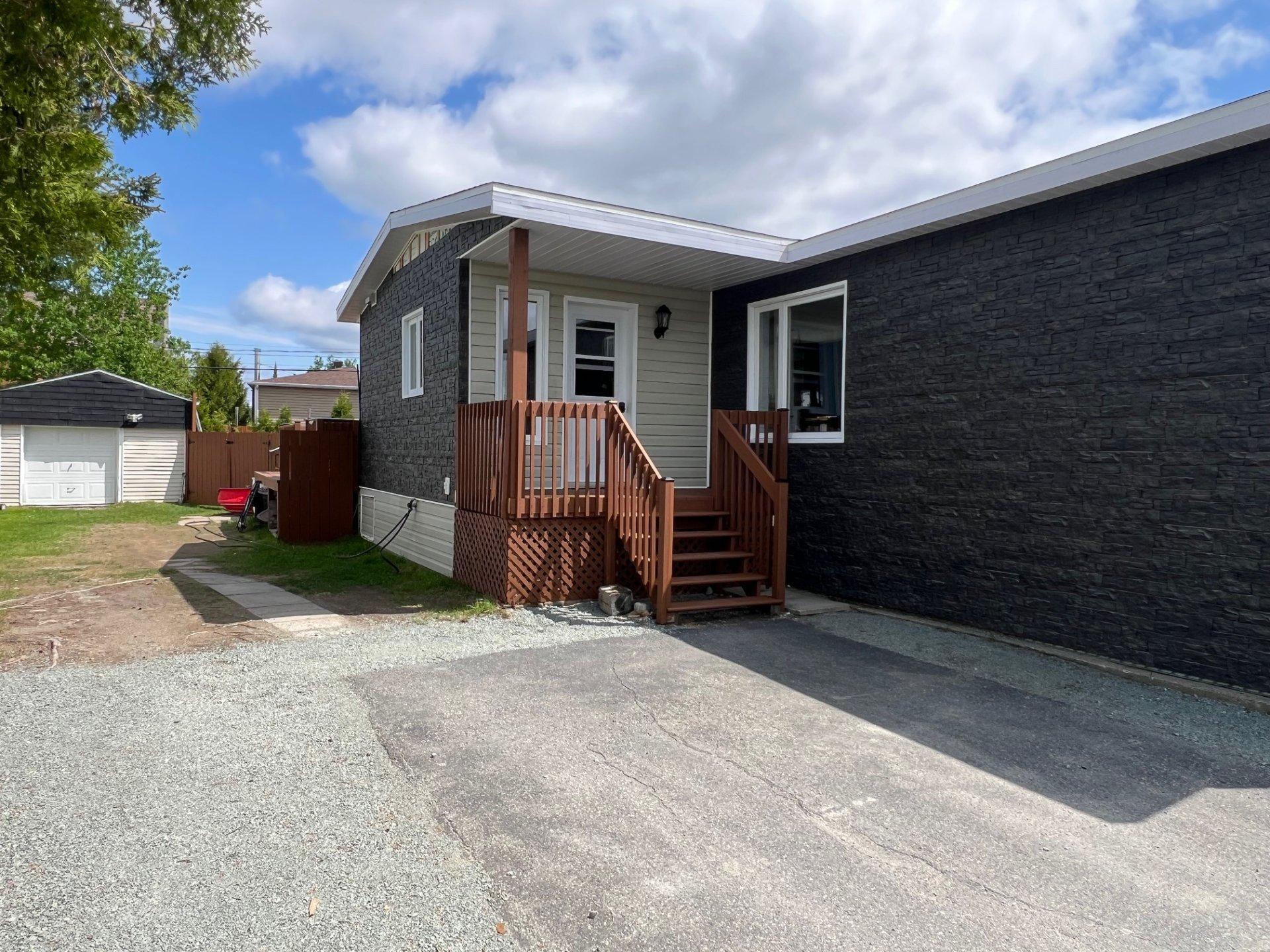 









328


Rue Christophe-Colomb

,
Chibougamau,




QC
G8P2Z1

