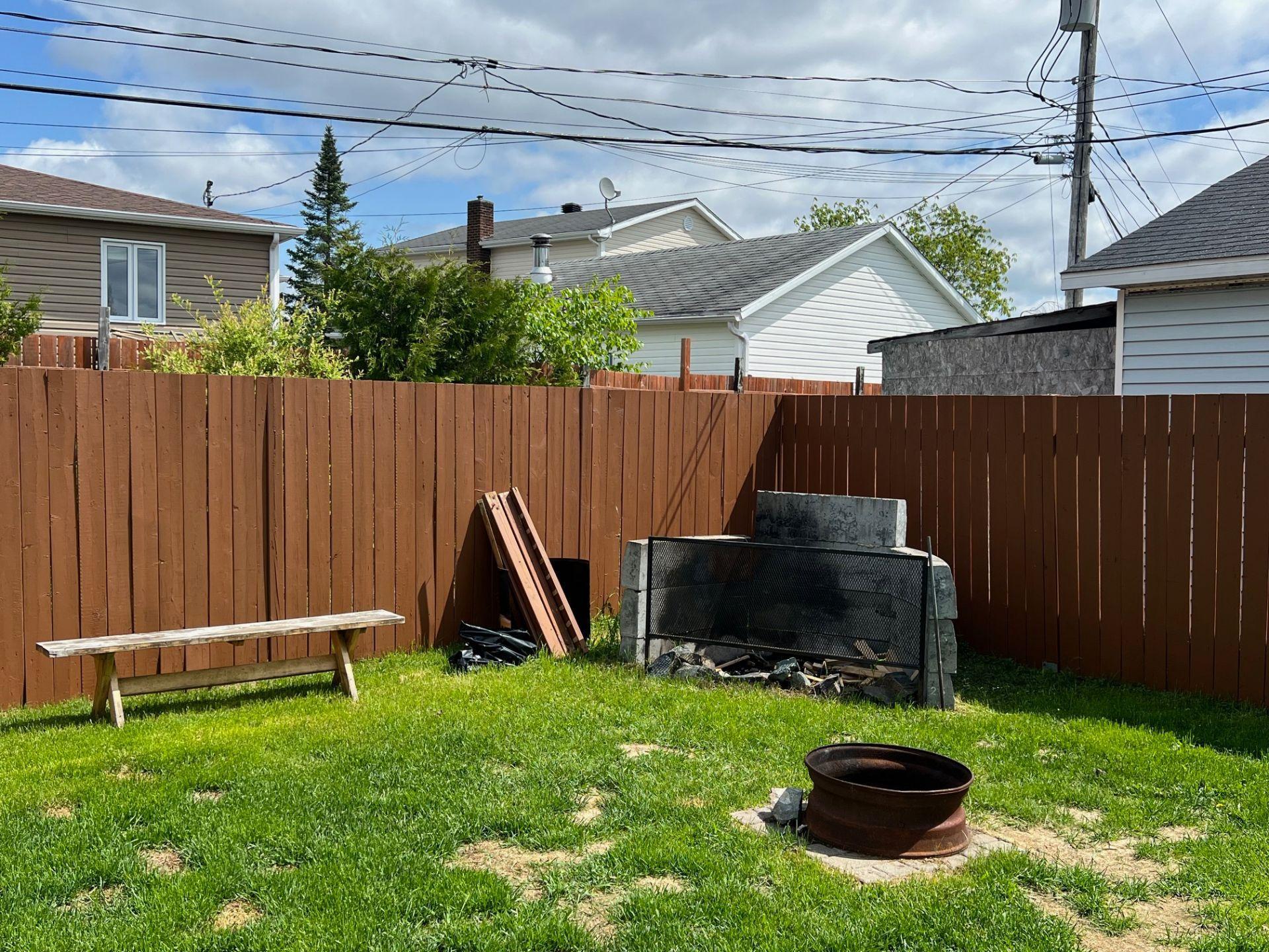 









328


Rue Christophe-Colomb

,
Chibougamau,




QC
G8P2Z1


