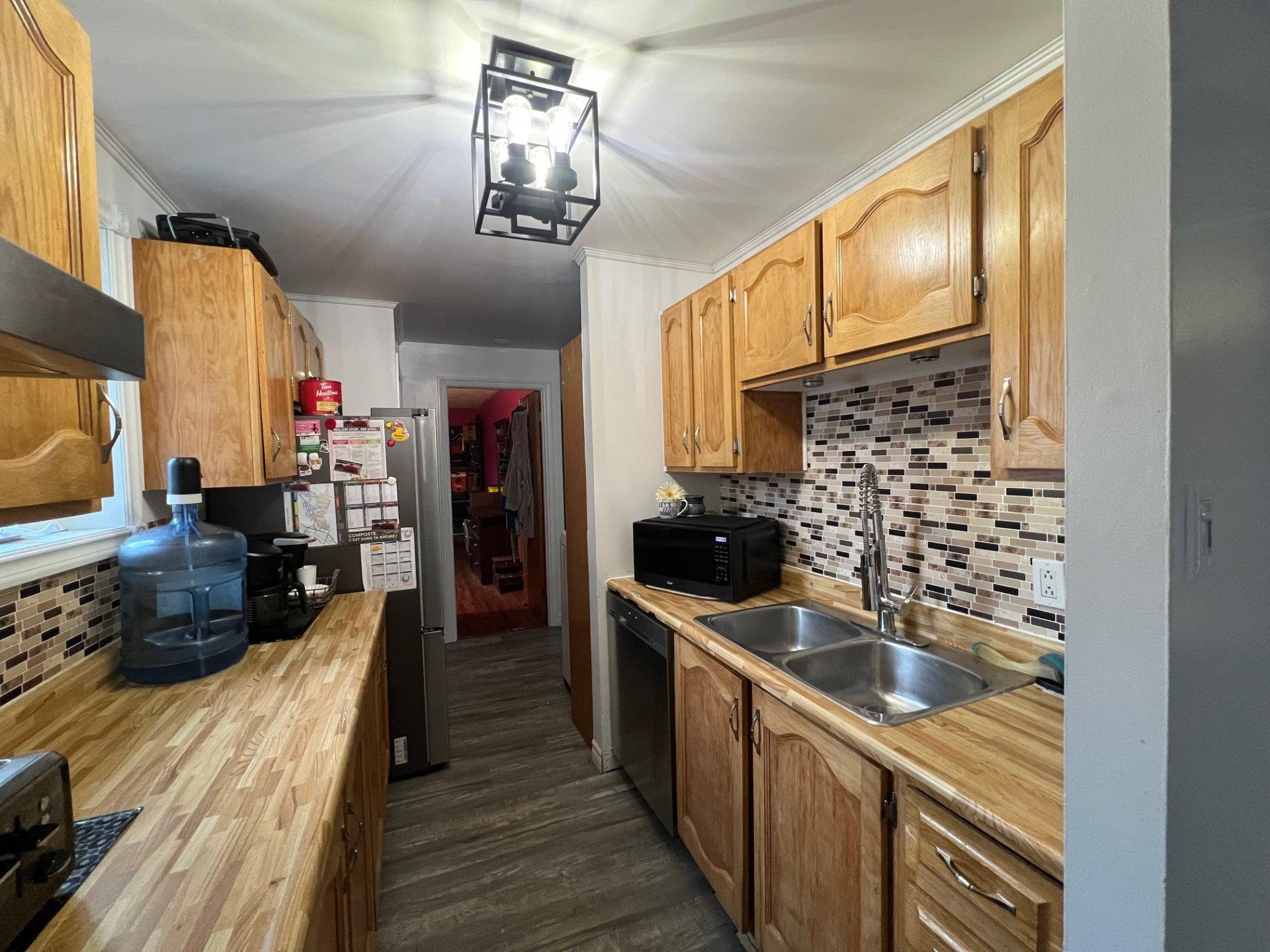 









328


Rue Christophe-Colomb

,
Chibougamau,




QC
G8P2Z1

