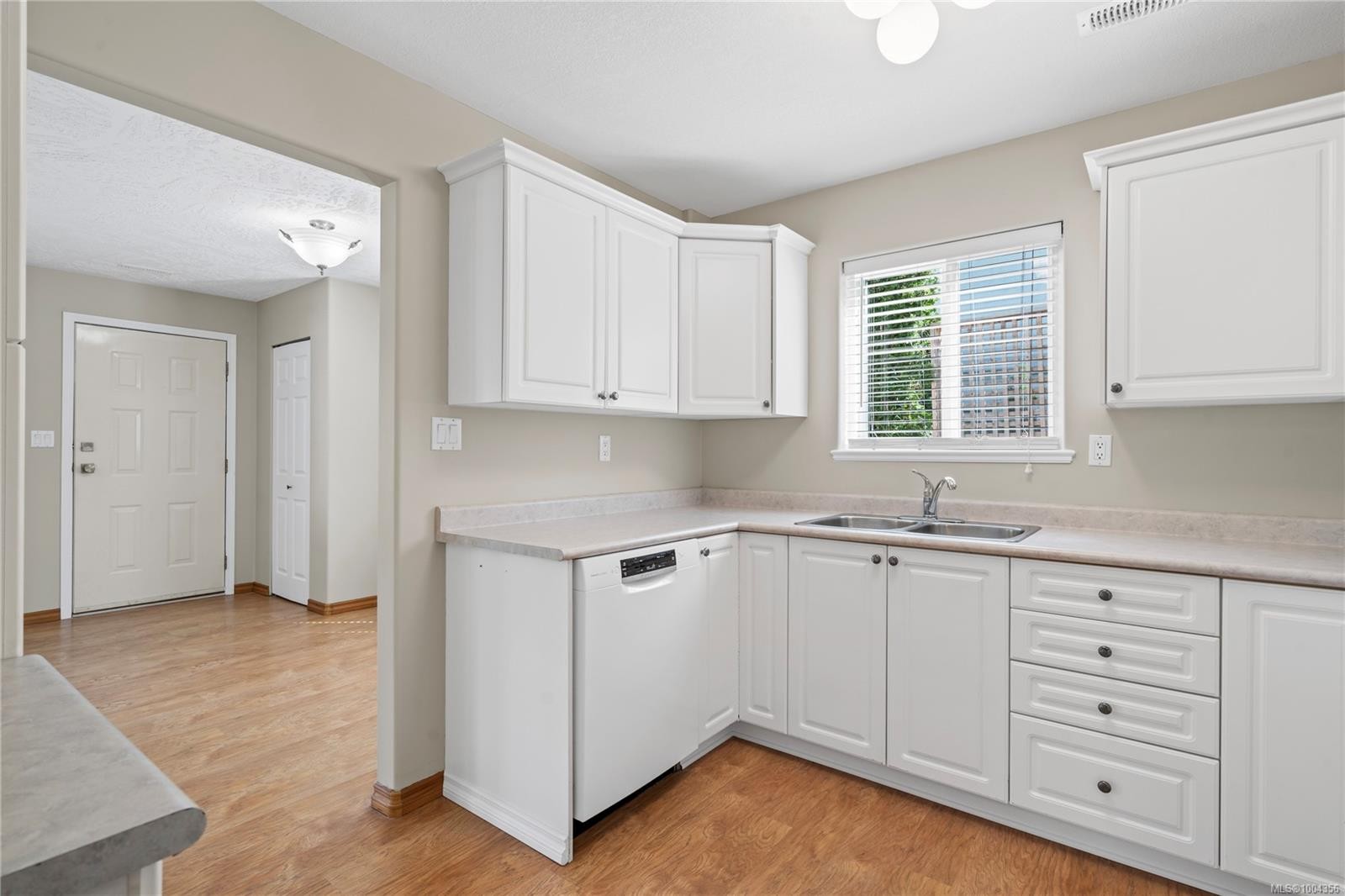 









6600


Groveland

Dr,
Nanaimo,




BC
V9V 1P7

