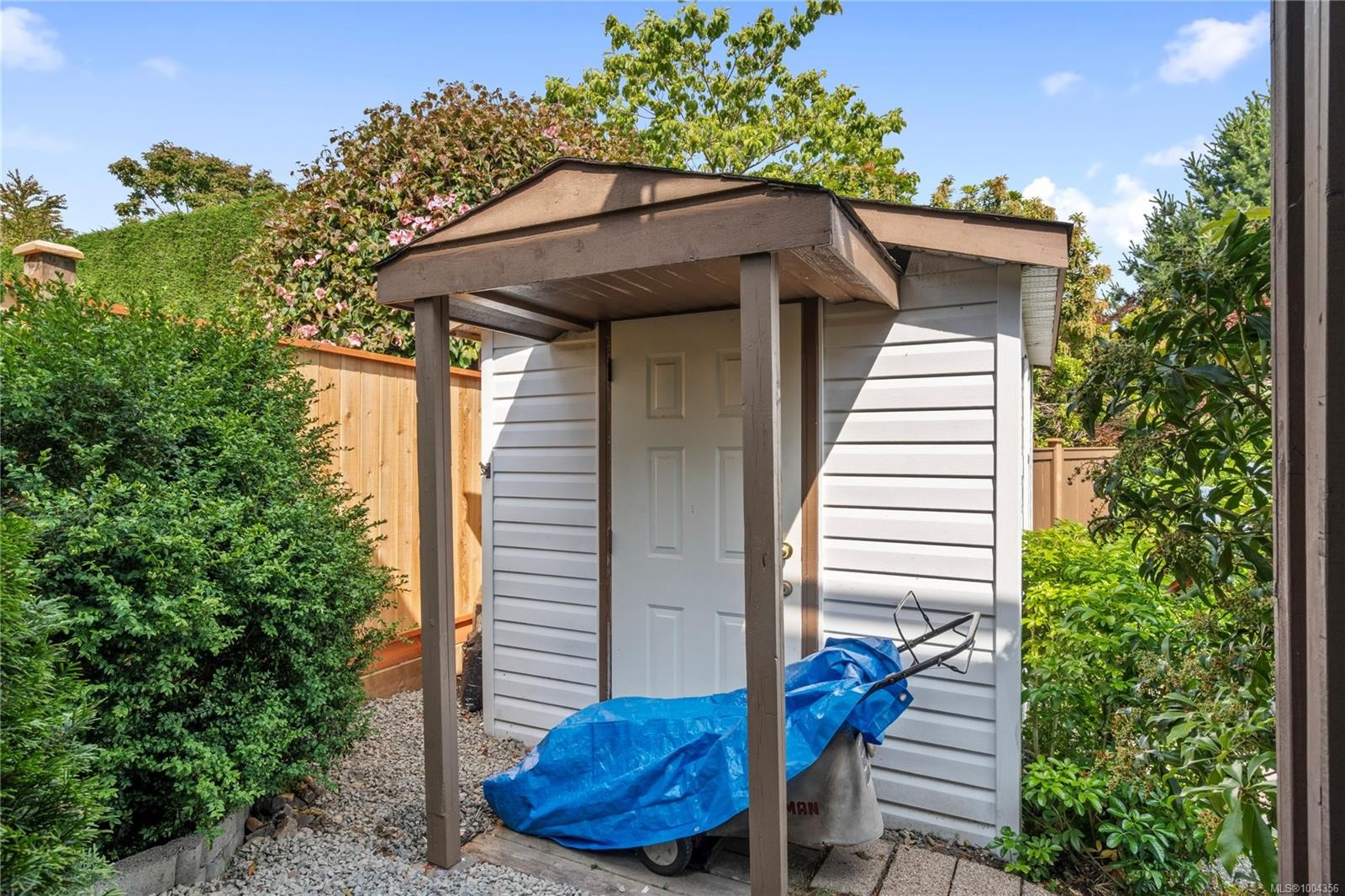 









6600


Groveland

Dr,
Nanaimo,




BC
V9V 1P7


