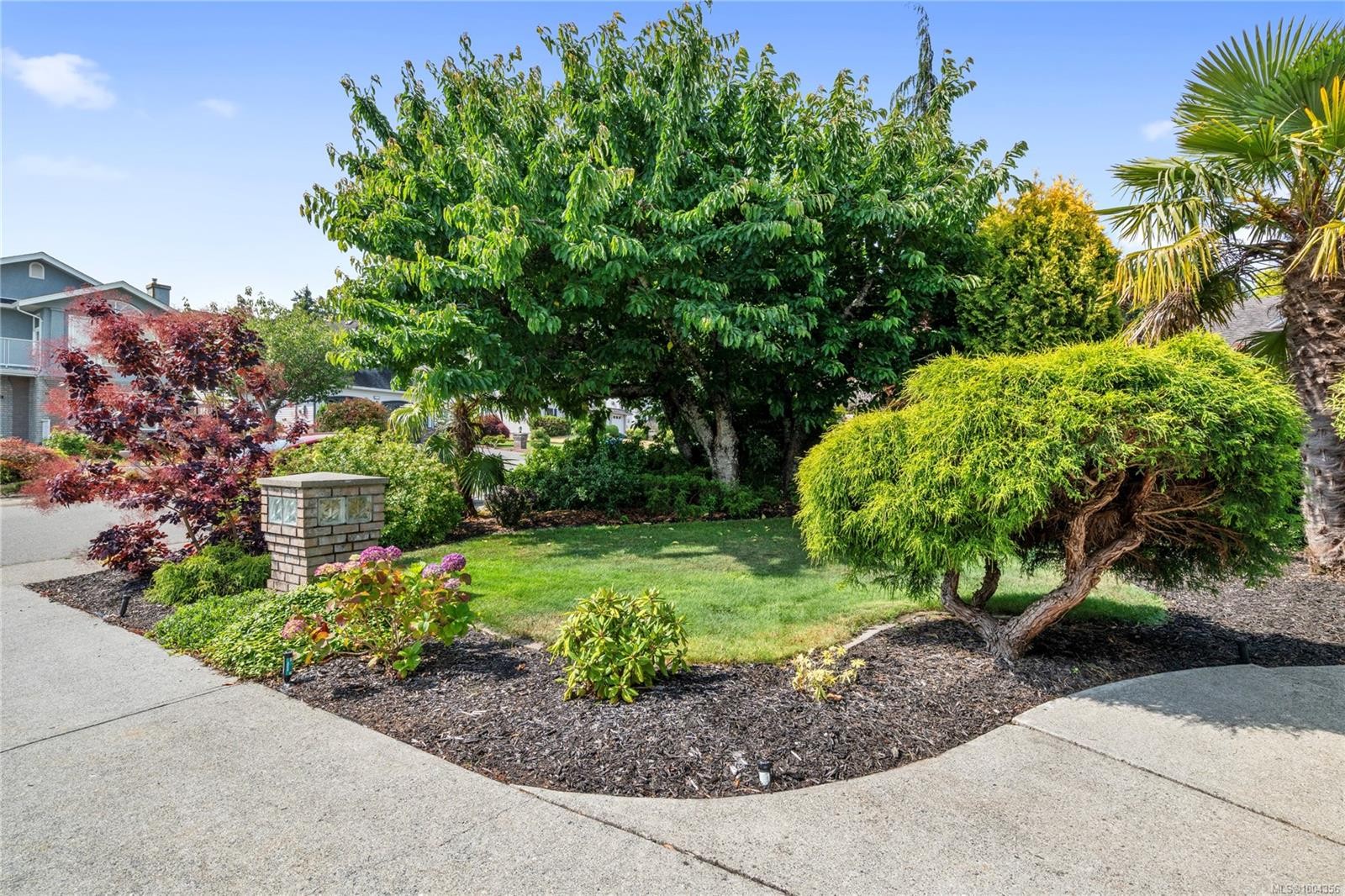 









6600


Groveland

Dr,
Nanaimo,




BC
V9V 1P7

