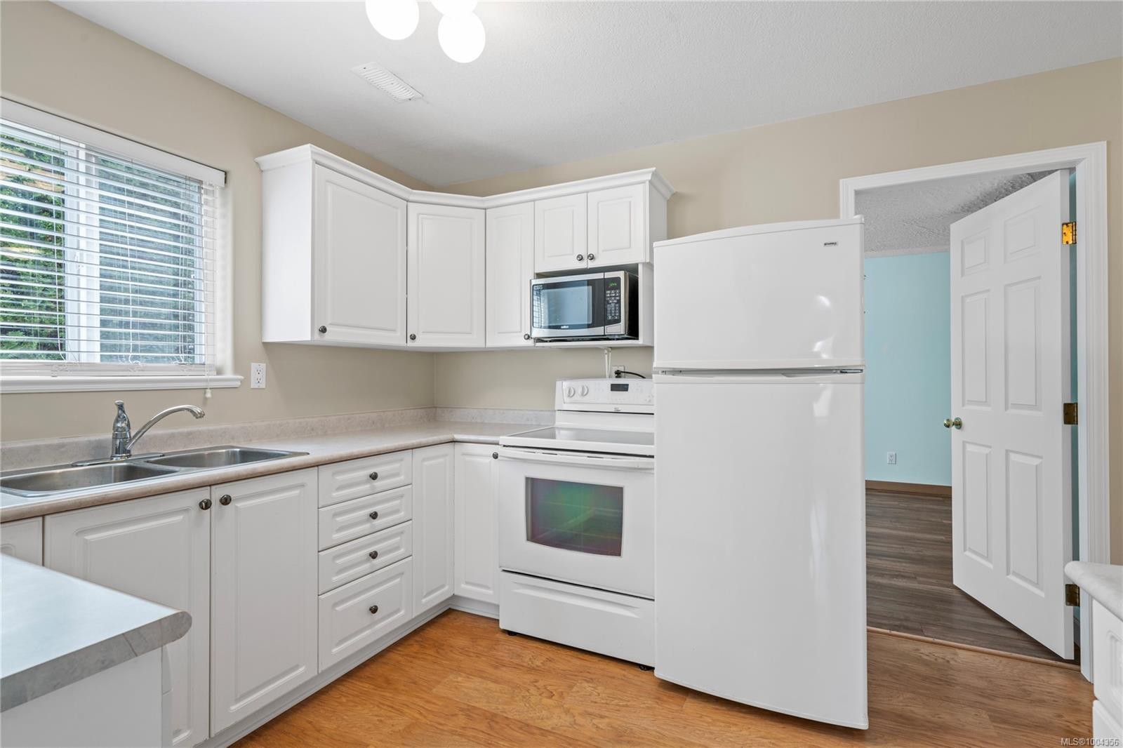 









6600


Groveland

Dr,
Nanaimo,




BC
V9V 1P7

