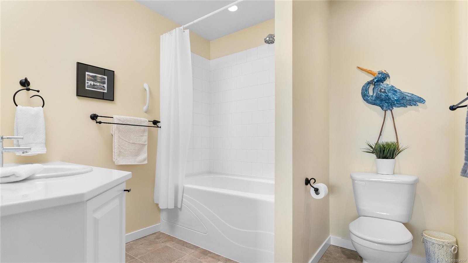 









1075


Primrose

Rd,
Saanich,




BC
V8Z 4S6


