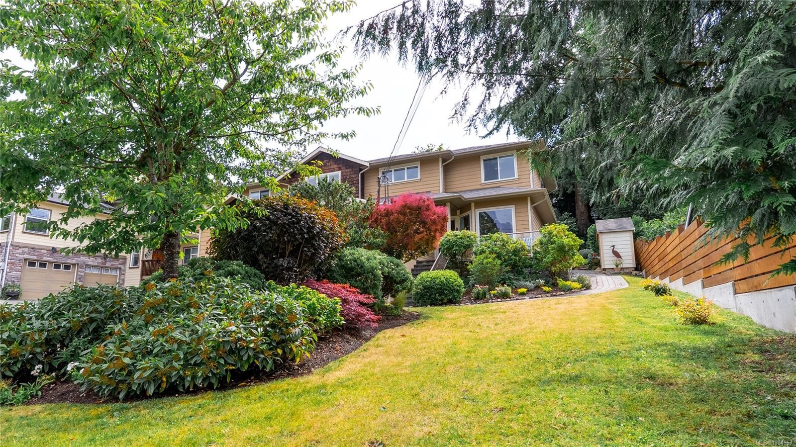 









1075


Primrose

Rd,
Saanich,




BC
V8Z 4S6

