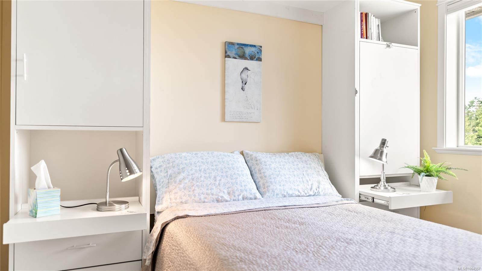 









1075


Primrose

Rd,
Saanich,




BC
V8Z 4S6

