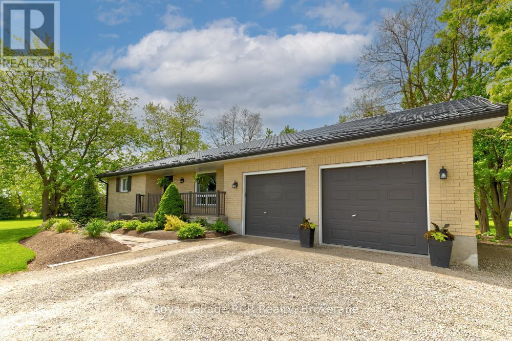 












8008 WELLINGTON ROAD 7

,
Mapleton,




Ontario
N0G2K0

