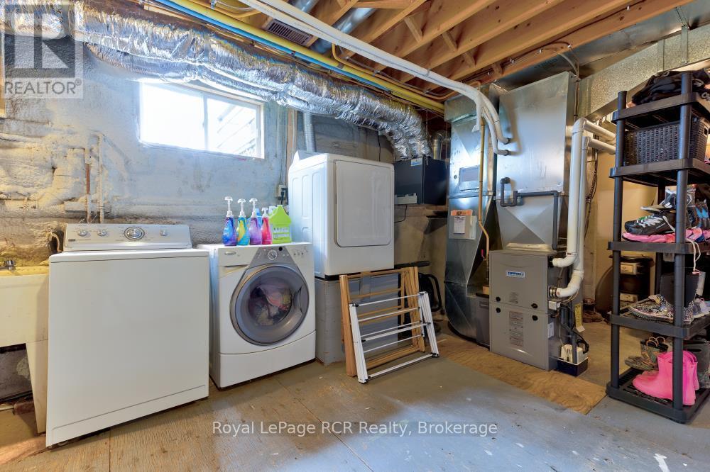 












8008 WELLINGTON ROAD 7

,
Mapleton,




Ontario
N0G2K0

