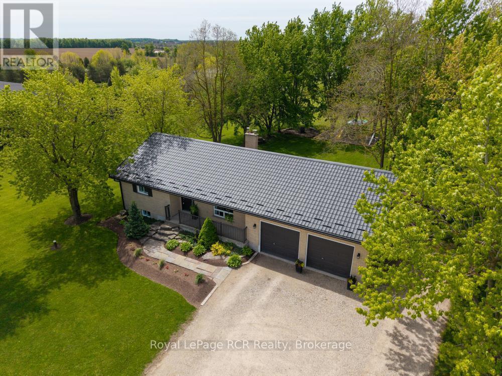 












8008 WELLINGTON ROAD 7

,
Mapleton,




Ontario
N0G2K0

