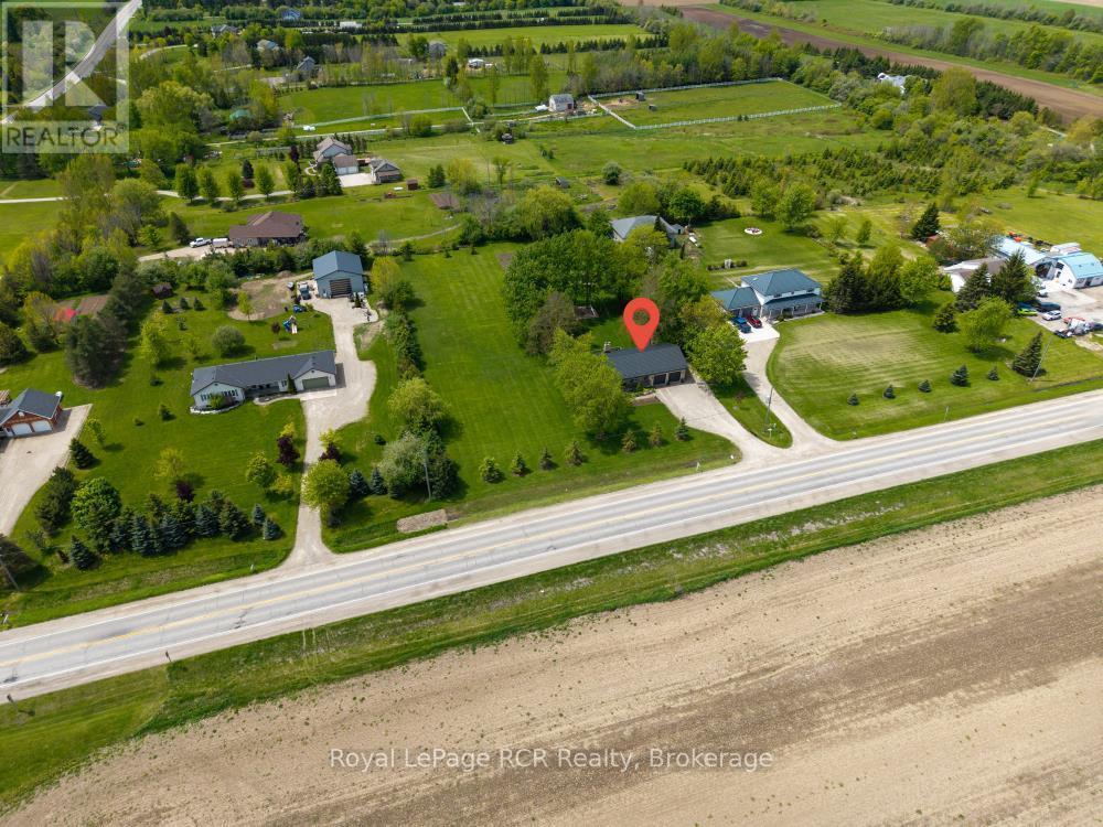 












8008 WELLINGTON ROAD 7

,
Mapleton,




Ontario
N0G2K0

