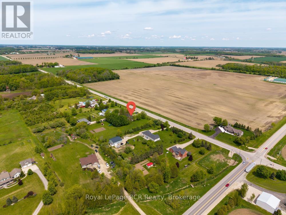 












8008 WELLINGTON ROAD 7

,
Mapleton,




Ontario
N0G2K0

