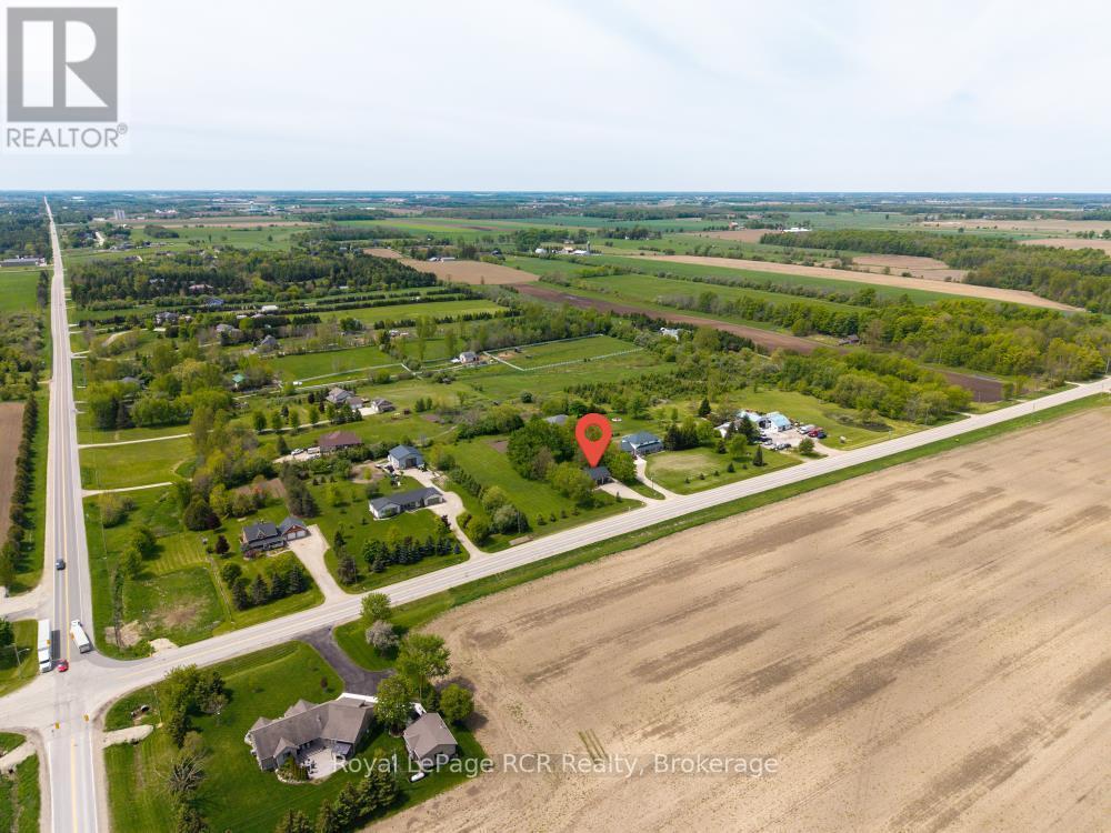 












8008 WELLINGTON ROAD 7

,
Mapleton,




Ontario
N0G2K0

