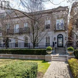 












27 HEATH STREET W

,
Toronto,




Ontario
M4V1T2

