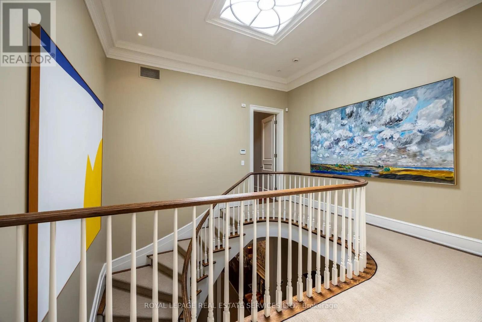 












27 HEATH STREET W

,
Toronto,




Ontario
M4V1T2

