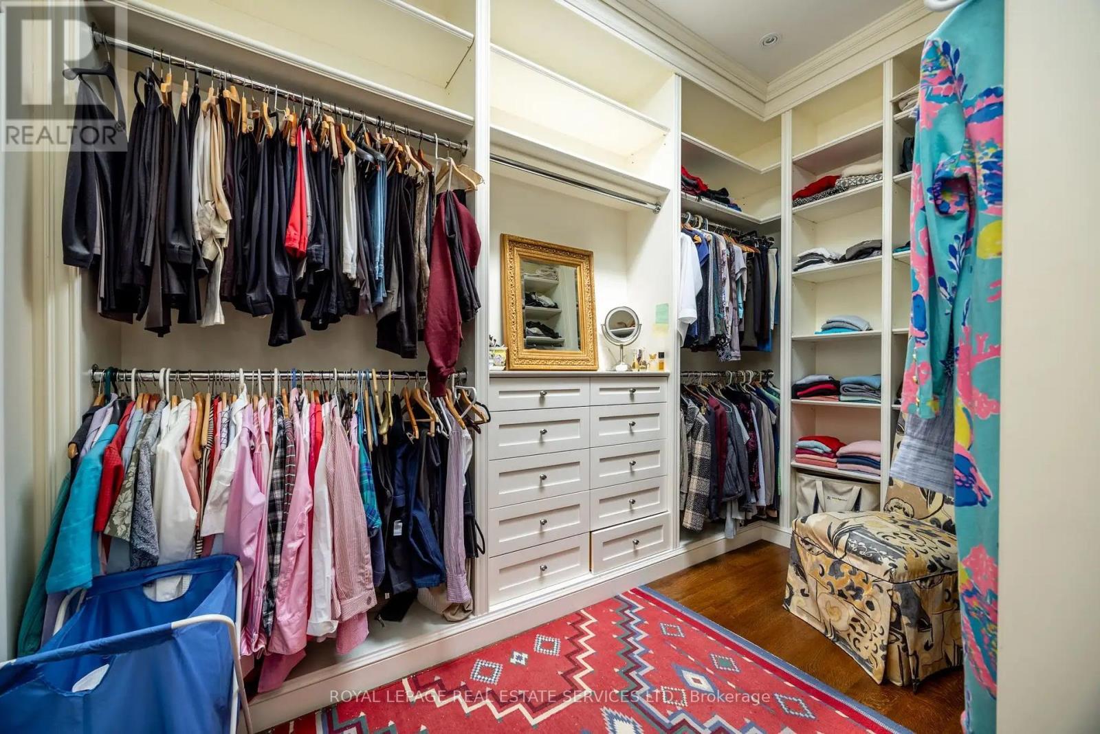 












27 HEATH STREET W

,
Toronto,




Ontario
M4V1T2

