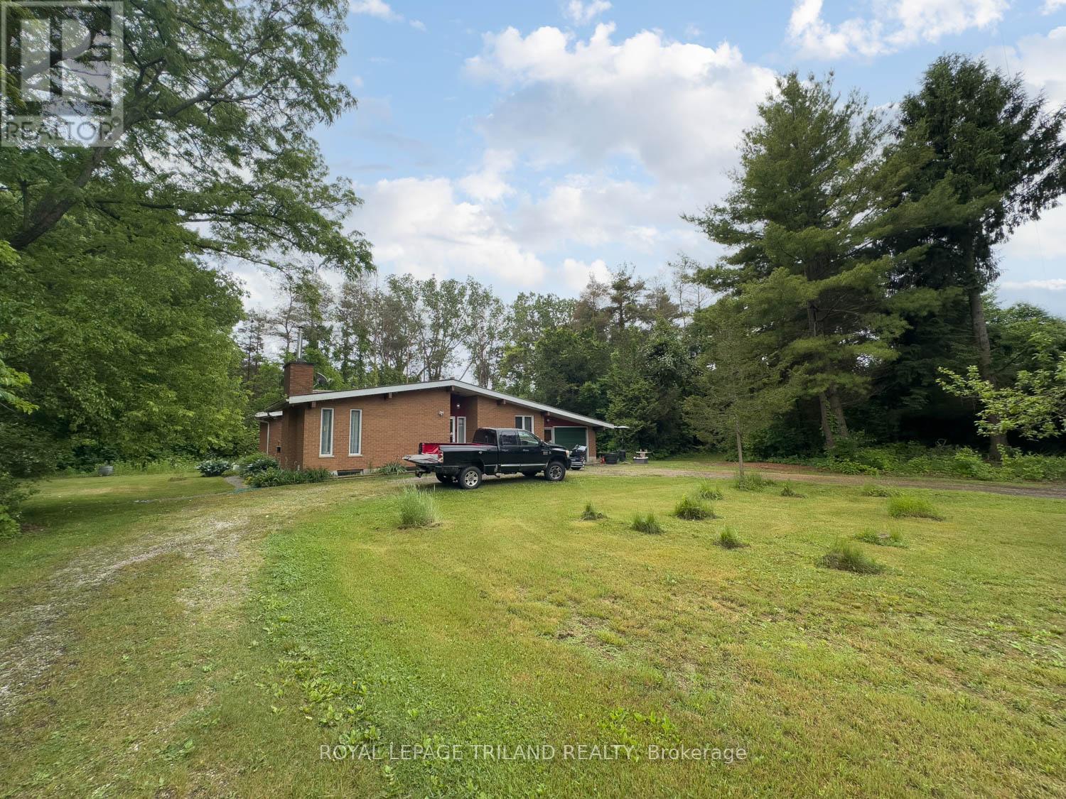 












23171 TALBOT LINE

,
West Elgin,




Ontario
N0L2C0

