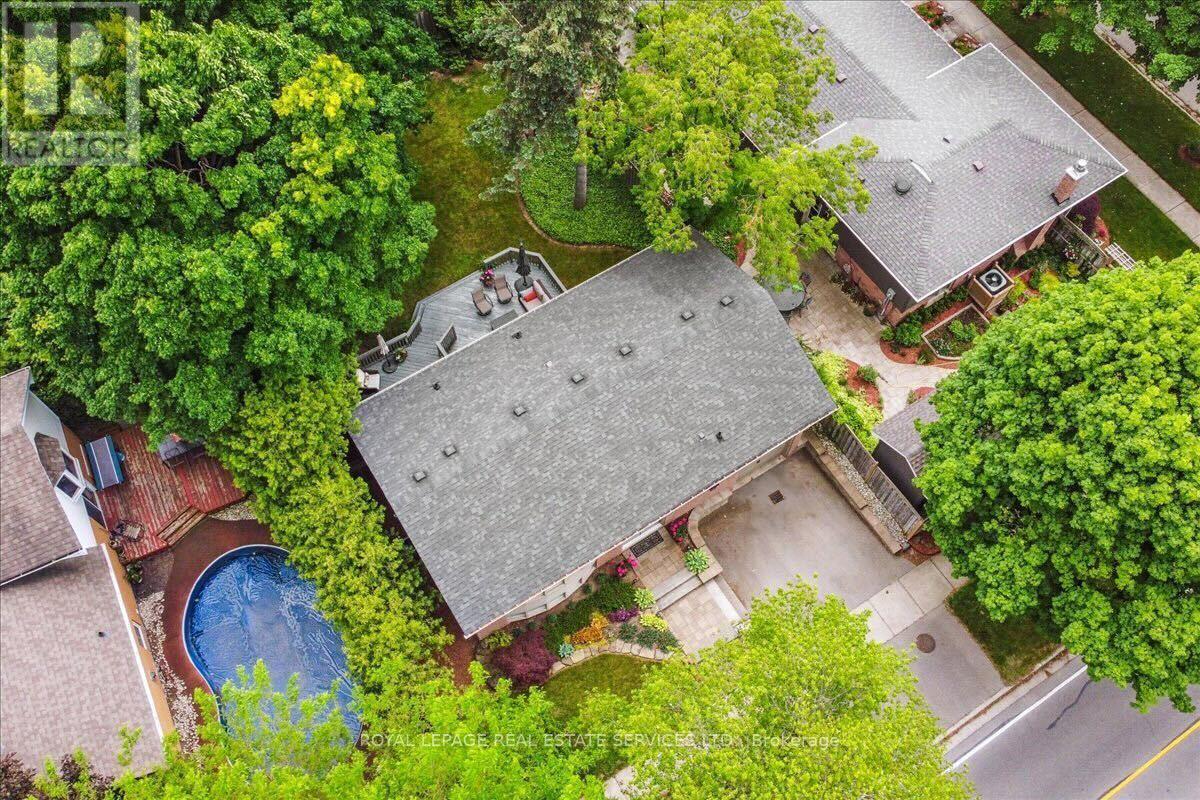 












2250 DUNEDIN ROAD

,
Oakville,




Ontario
L6J5V5

