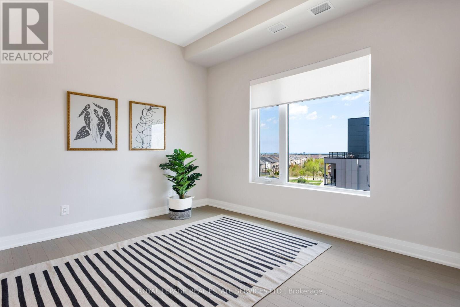 












503 - 3285 CARDING MILL TRAIL

,
Oakville,




Ontario
L6M5P8

