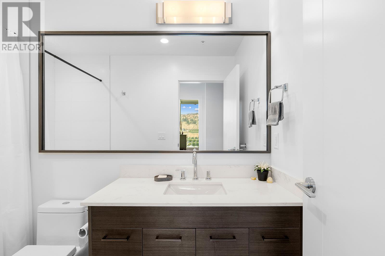 












1181 Sunset Drive Unit# 1402

,
Kelowna,




British Columbia
V1Y0L4


