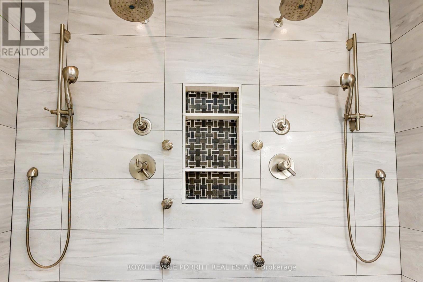 












10 THIRTY FIRST STREET

,
Toronto,




Ontario
M8W3E8

