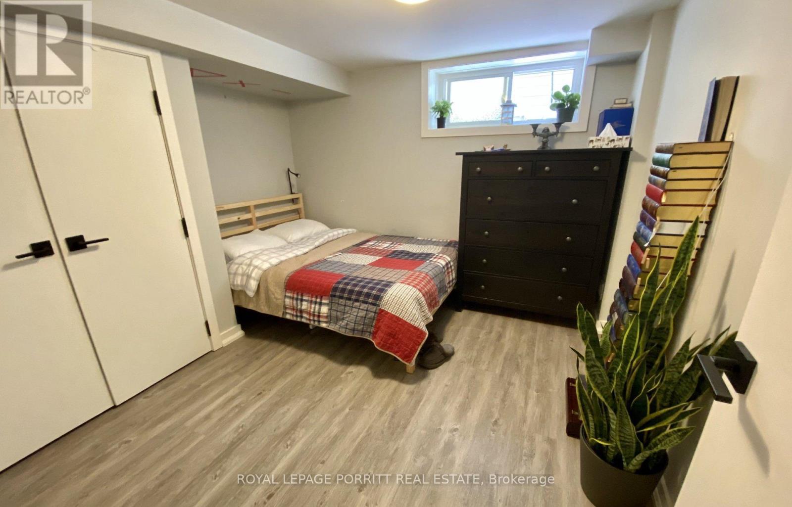 












10 THIRTY FIRST STREET

,
Toronto,




Ontario
M8W3E8

