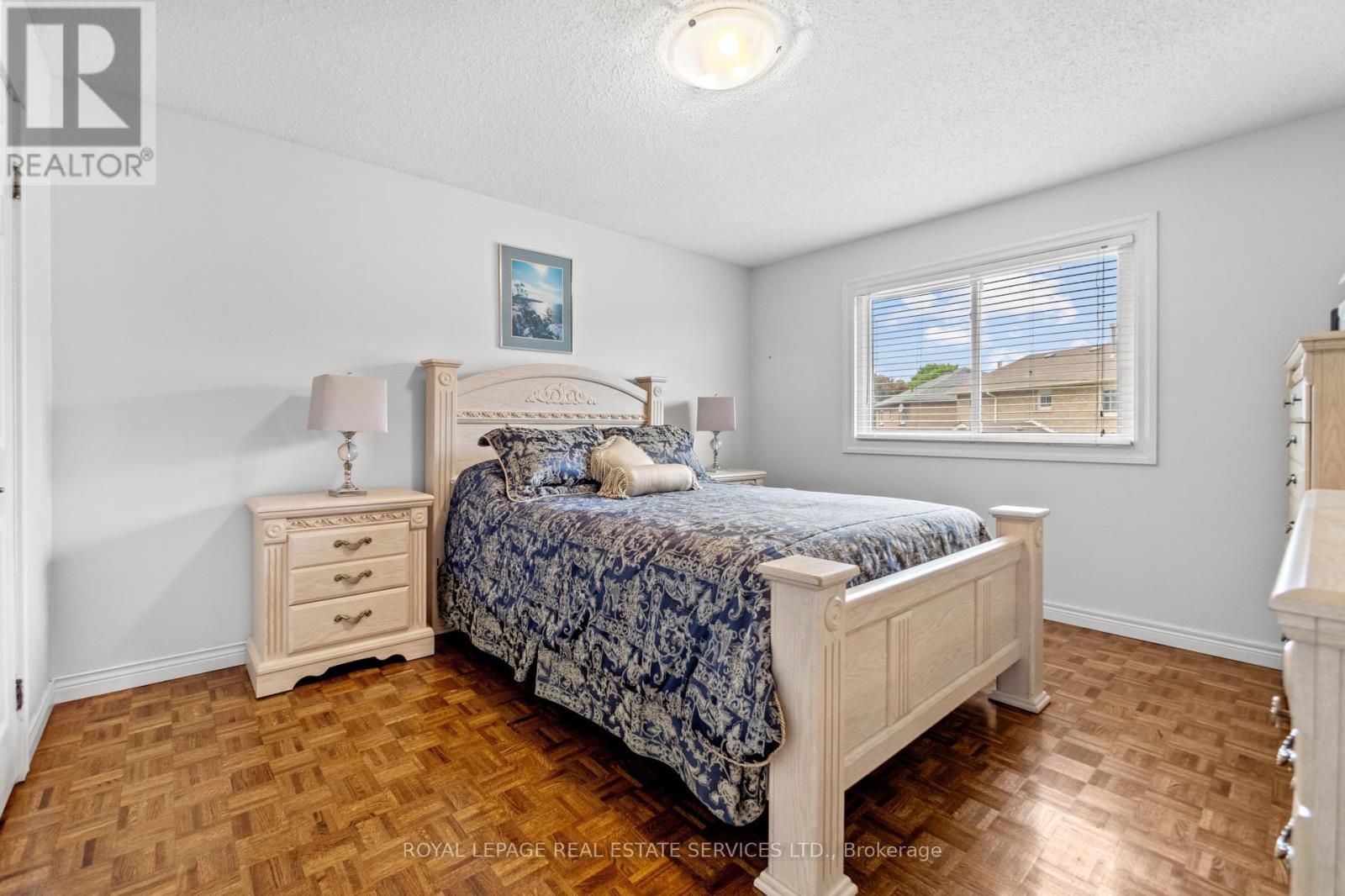 












40 CANMORE BOULEVARD

,
Toronto,




Ontario
M1C3W2

