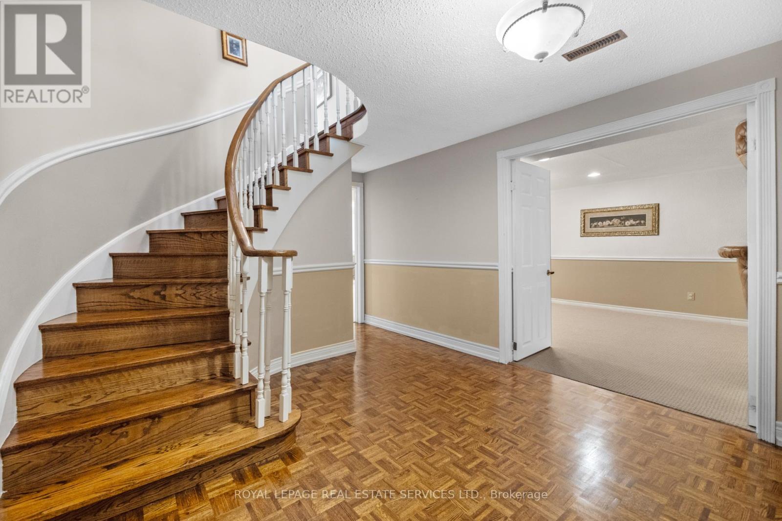 












40 CANMORE BOULEVARD

,
Toronto,




Ontario
M1C3W2

