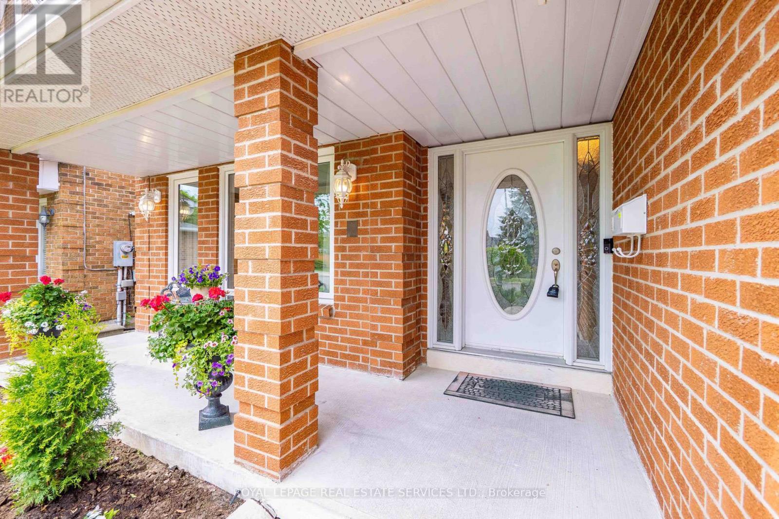 












40 CANMORE BOULEVARD

,
Toronto,




Ontario
M1C3W2

