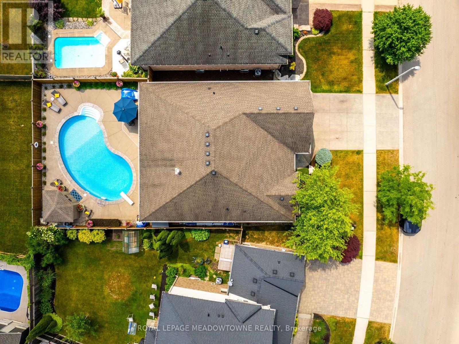 












308 CREEKSIDE DRIVE

,
Welland,




Ontario
L3C0B6

