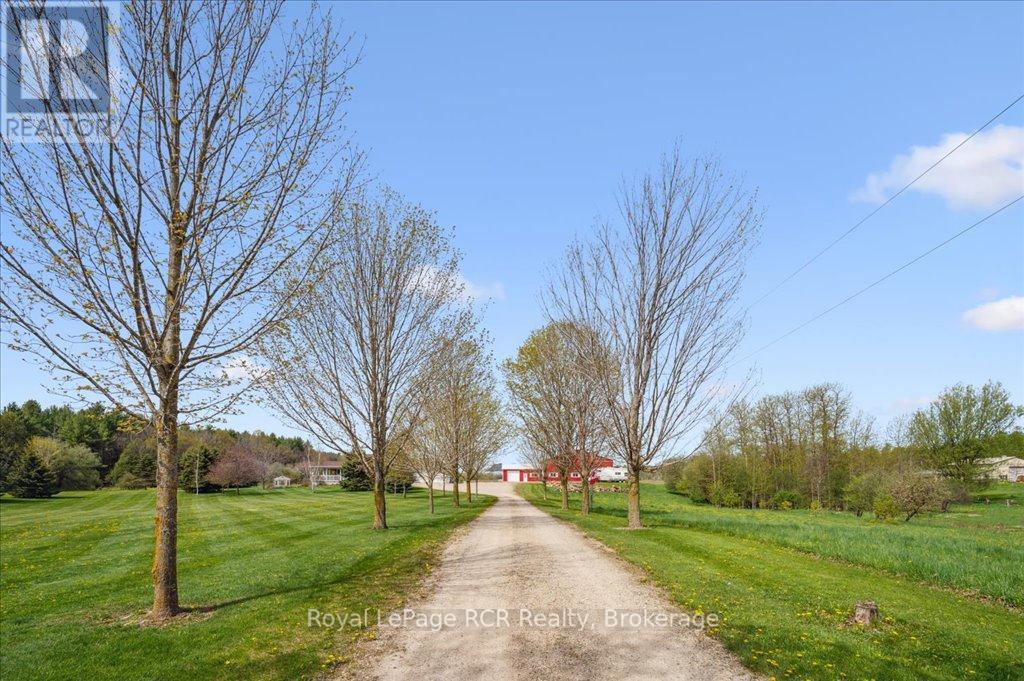












392492 SOUTHGATE SDRD 39 SIDE ROAD

,
Southgate,




Ontario
N0G2A0

