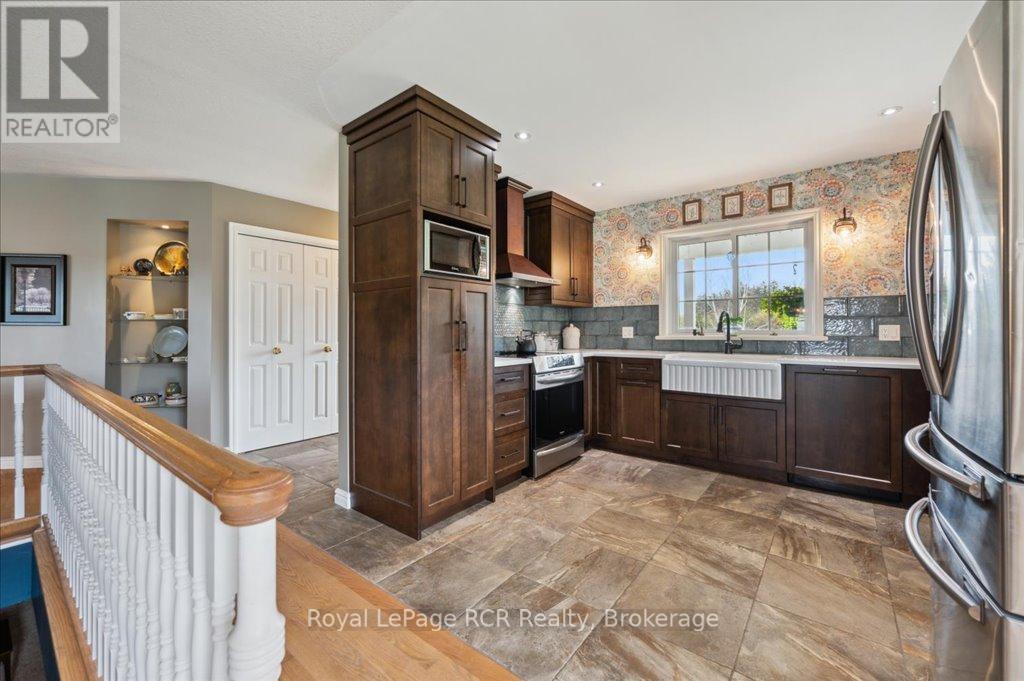 












392492 SOUTHGATE SDRD 39 SIDE ROAD

,
Southgate,




Ontario
N0G2A0

