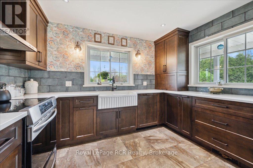 












392492 SOUTHGATE SDRD 39 SIDE ROAD

,
Southgate,




Ontario
N0G2A0

