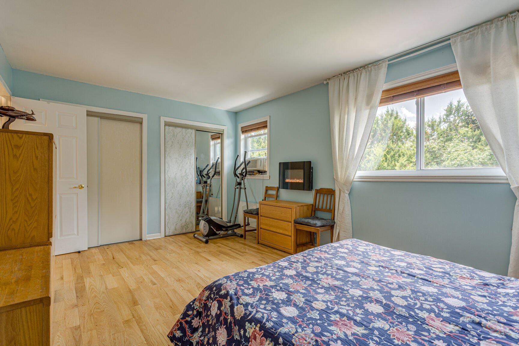 









4968


Rue Trépanier

,
Montréal (Pierrefonds-Roxboro),




QC
H9K1J2

